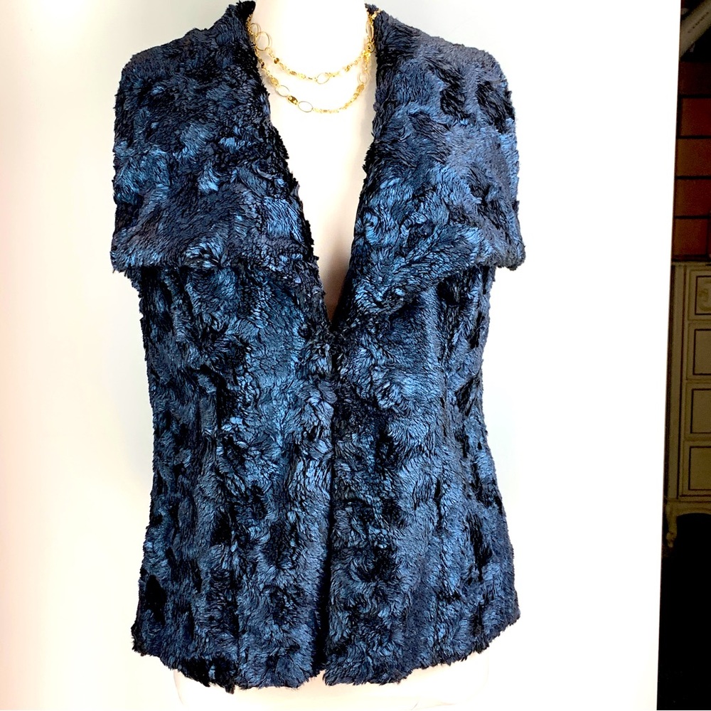 Katherine Barclay Cobalt Faux Fur Montreal Deep Blue Waterfall Vest Medium - Picture 4 of 16
